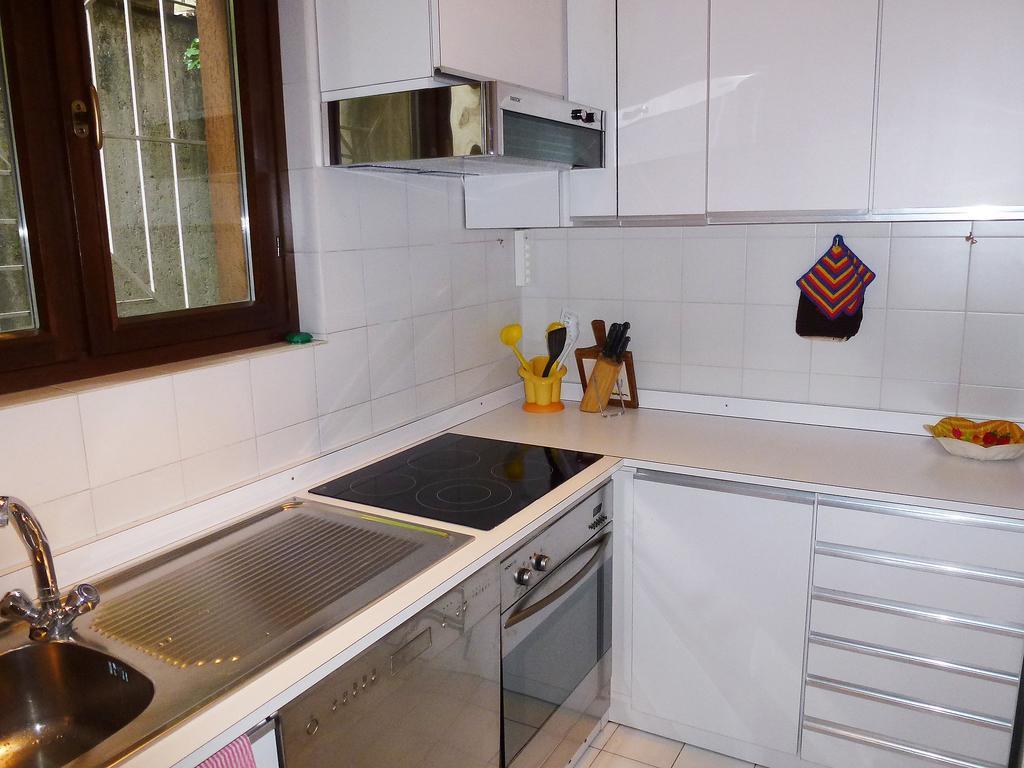 Hotel Campione Bissone Habitación foto
